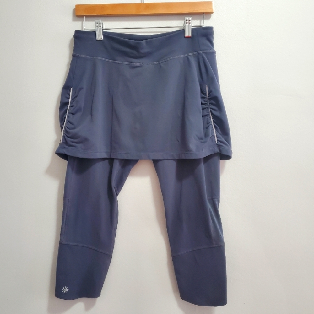 Athleta 2 in 1 Contender Skirt Capris Leggings Size Medium